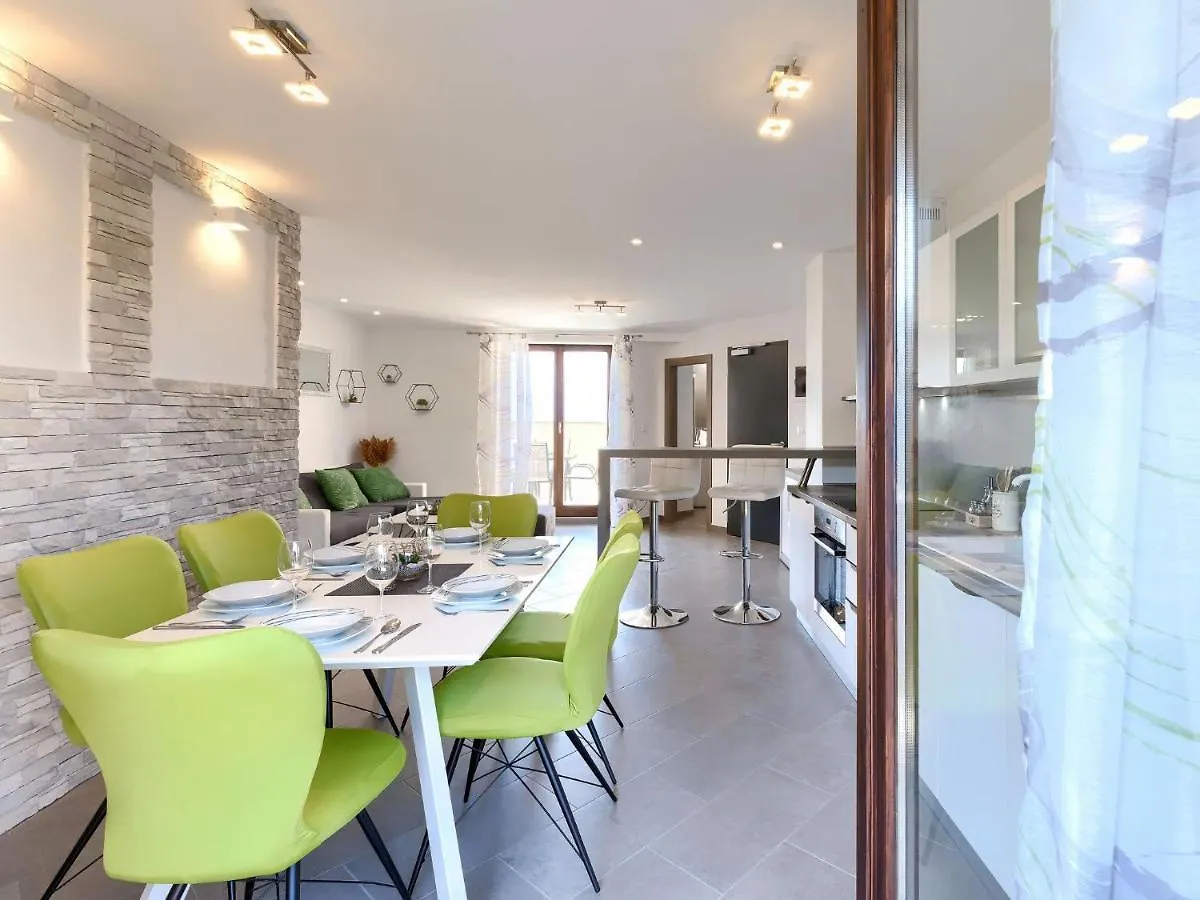Apartment Joy By Interhome Pula