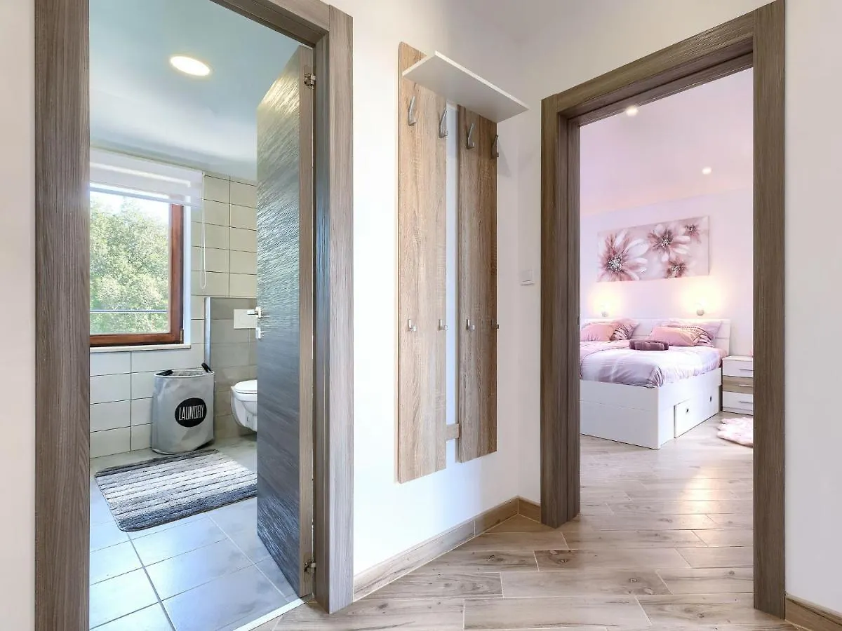 Apartment Joy By Interhome Pula